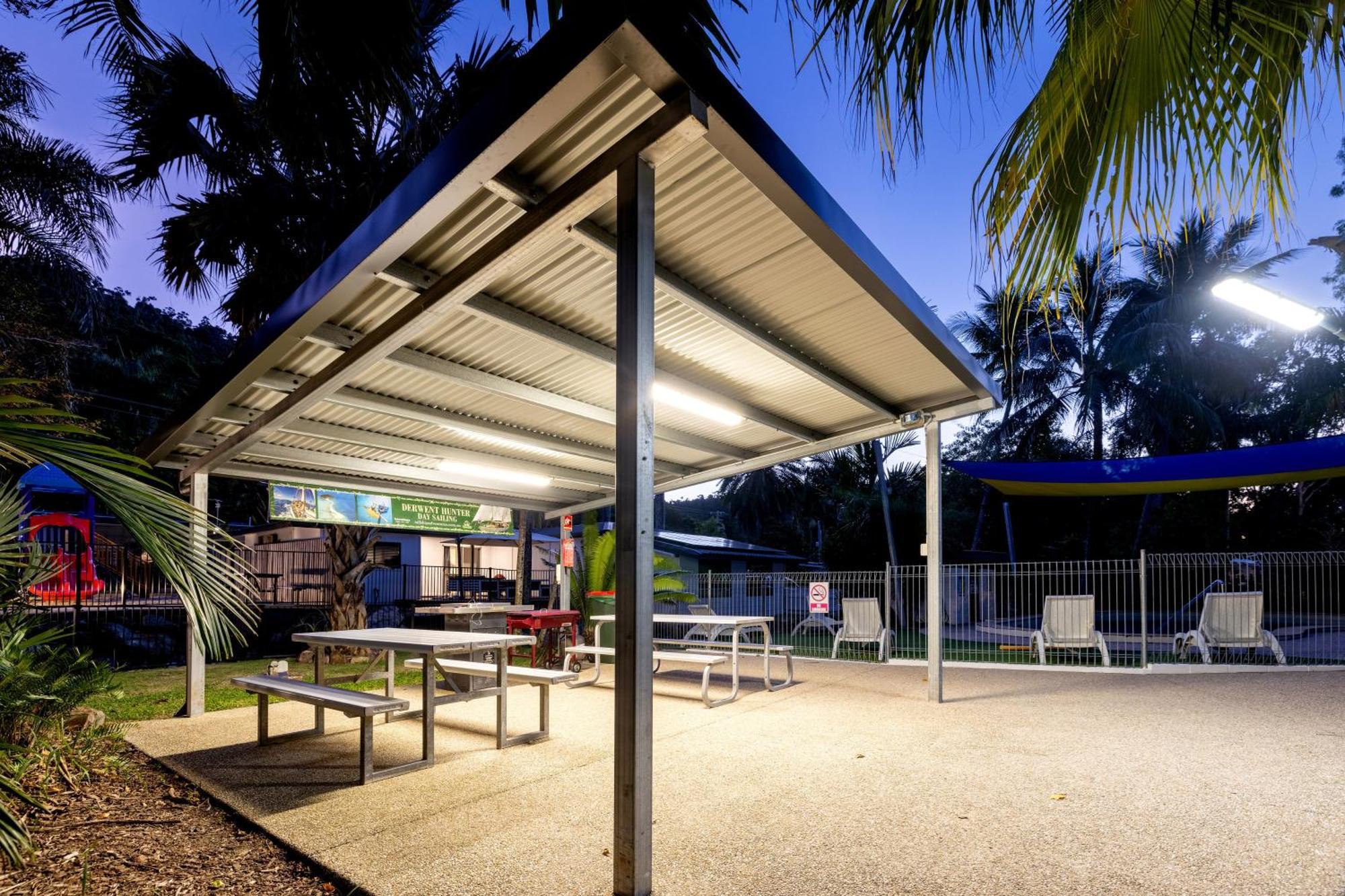 Big4 Whitsundays Tropical Eco Resort Airlie Beach Exterior photo
