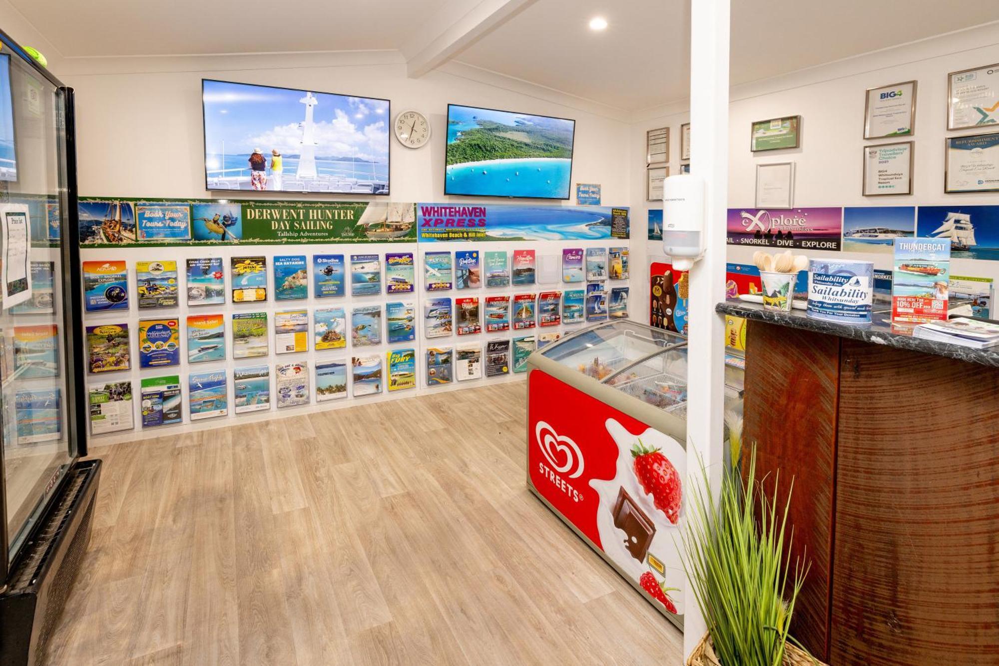 Big4 Whitsundays Tropical Eco Resort Airlie Beach Exterior photo